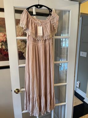 NWT off-the-shoulder maxi in XL